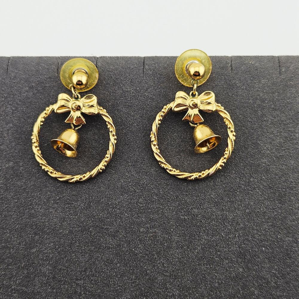 Gold Tone Wreath Bell Stud Dangle Earrings Traditional Christmas Holiday Glam
